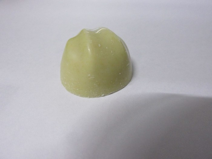 【コンビニ新商品・お菓子】 明治 マカダミア ホワイトキャラメル の巻の写真5