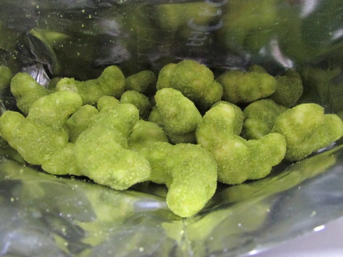 【コンビニ新商品・お菓子】 東ハト パイクロ 抹茶重ね の巻の写真3