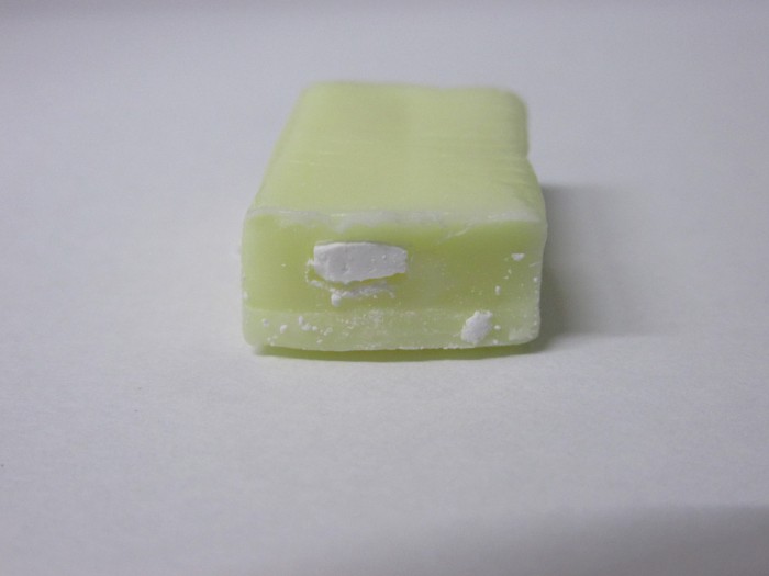 【コンビニ新商品・お菓子】 味覚糖 ぷっちょ 雪色ソーダ スティック の巻の写真5