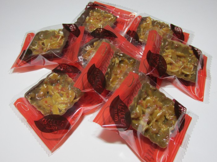 【コンビニ新商品・お菓子】　ロッテ　ショコランタン　林檎のカラメリゼ　の巻の写真4