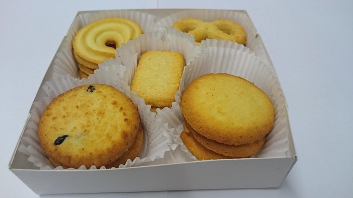 【コンビニ新商品・お菓子】 ダニサ バタークッキーの巻の写真4