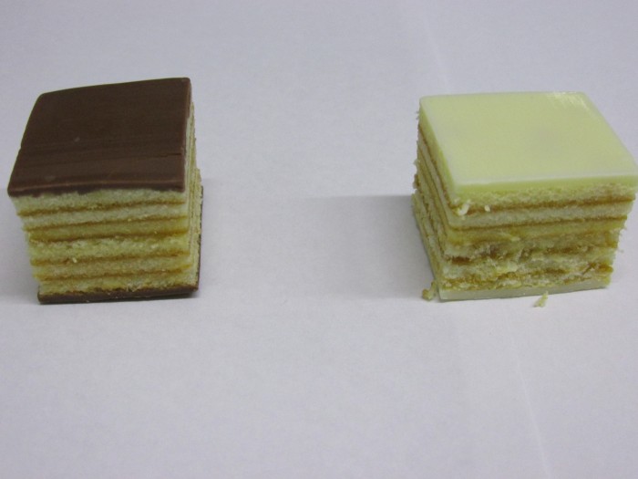 【コンビニ新商品・お菓子】 ブルボン ふんわりチョコバーム 袋 の巻の写真4