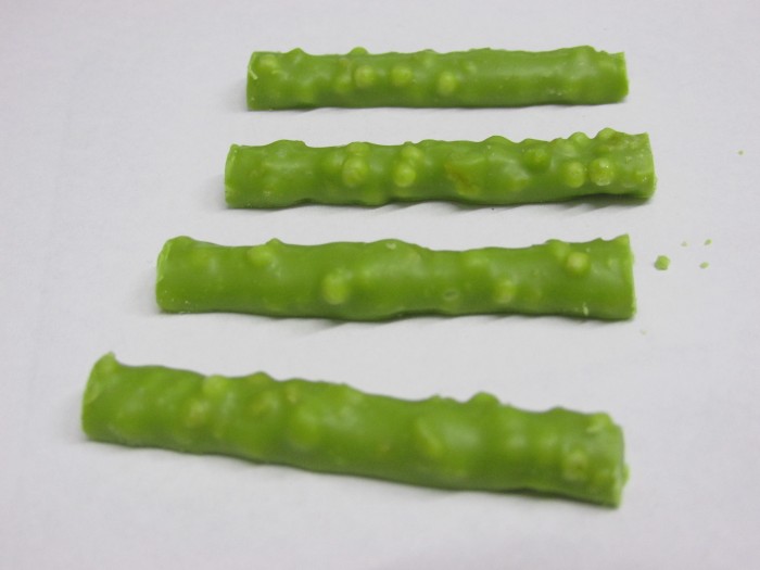 【コンビニ新商品・お菓子】 森永 小枝 宇治抹茶 の巻の写真5