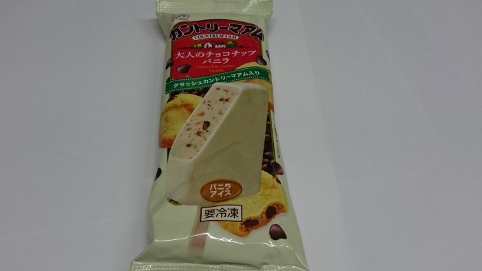 【コンビニ新商品・アイス】 赤城 カントリーマアム チョコチップバニラ の巻の写真2