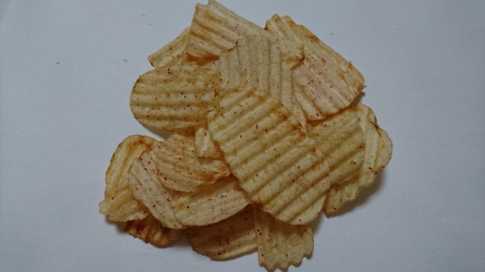 【コンビニ新商品・お菓子】 カルビー 夏ポテト 紀州の南高梅 の巻の写真4