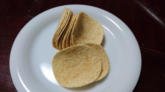 【コンビニ新商品・お菓子】 ナビスコ チップスター L 信州わさび味 の巻の写真4