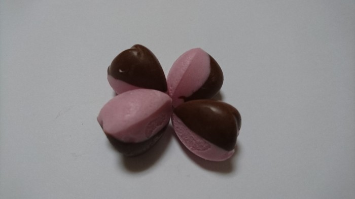 【コンビニ新商品・お菓子】　グリコ　カプリコのあたま　いちご味　の巻の写真4