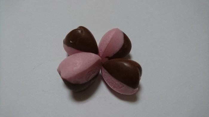 【コンビニ新商品・お菓子】 グリコ カプリコのあたま いちご味 の巻の写真4