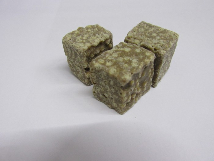 【コンビニ新商品・お菓子】 森永 CAFFE LATTE クランチチョコ の巻の写真5