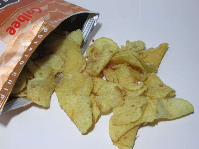 【コンビニ新商品・お菓子】 カルビー 固あげポテト かつおだし味 の巻の写真4