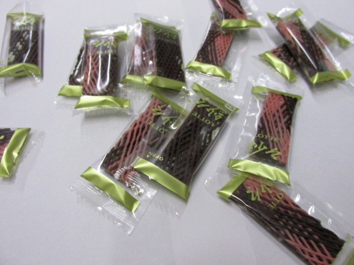 【コンビニ新商品・お菓子】 ロッテ 紗々 茜いちご の巻の写真4