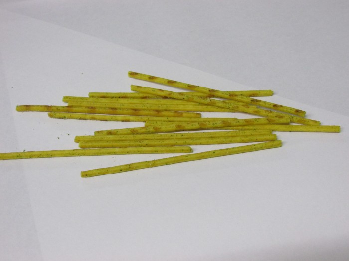 【コンビニ新商品・お菓子】 グリコ 超細 PRETZ のり塩 の巻の写真5